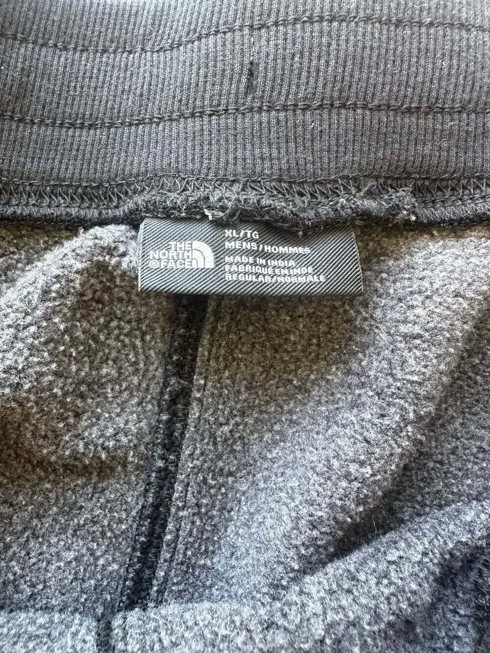 The North Face Men's Logo Embroidered Fleece Jogger Sweatpants Black XL